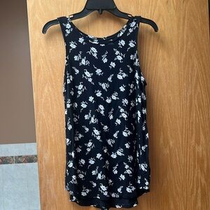 Old navy floral tank top